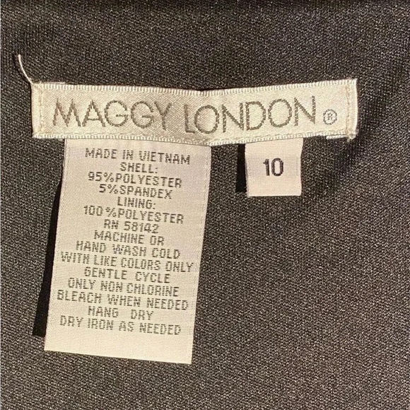 Maggy London sleeveless knit dress, 10 - Picture 6 of 6